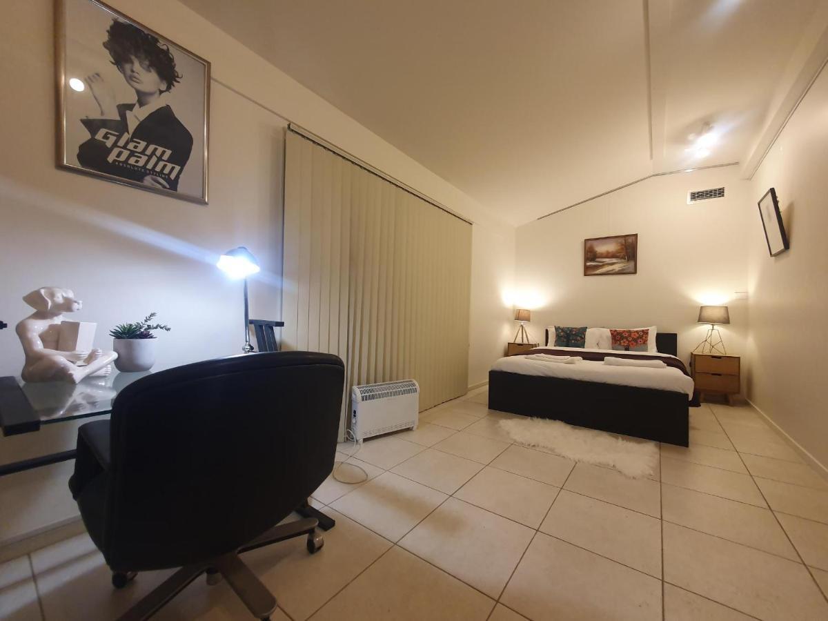 Yarralumla Sunny&Open&Comfy 3B&2B Home Near By A Lake And Shopping Centre Exterior photo